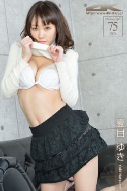 男女边摸边吃奶边做gif动态图